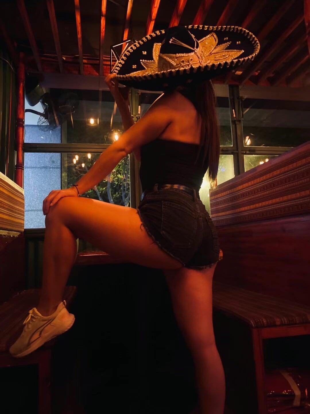 Bandidos Guangzhou – Vibrant Mexican Atmosphere with Sombreros