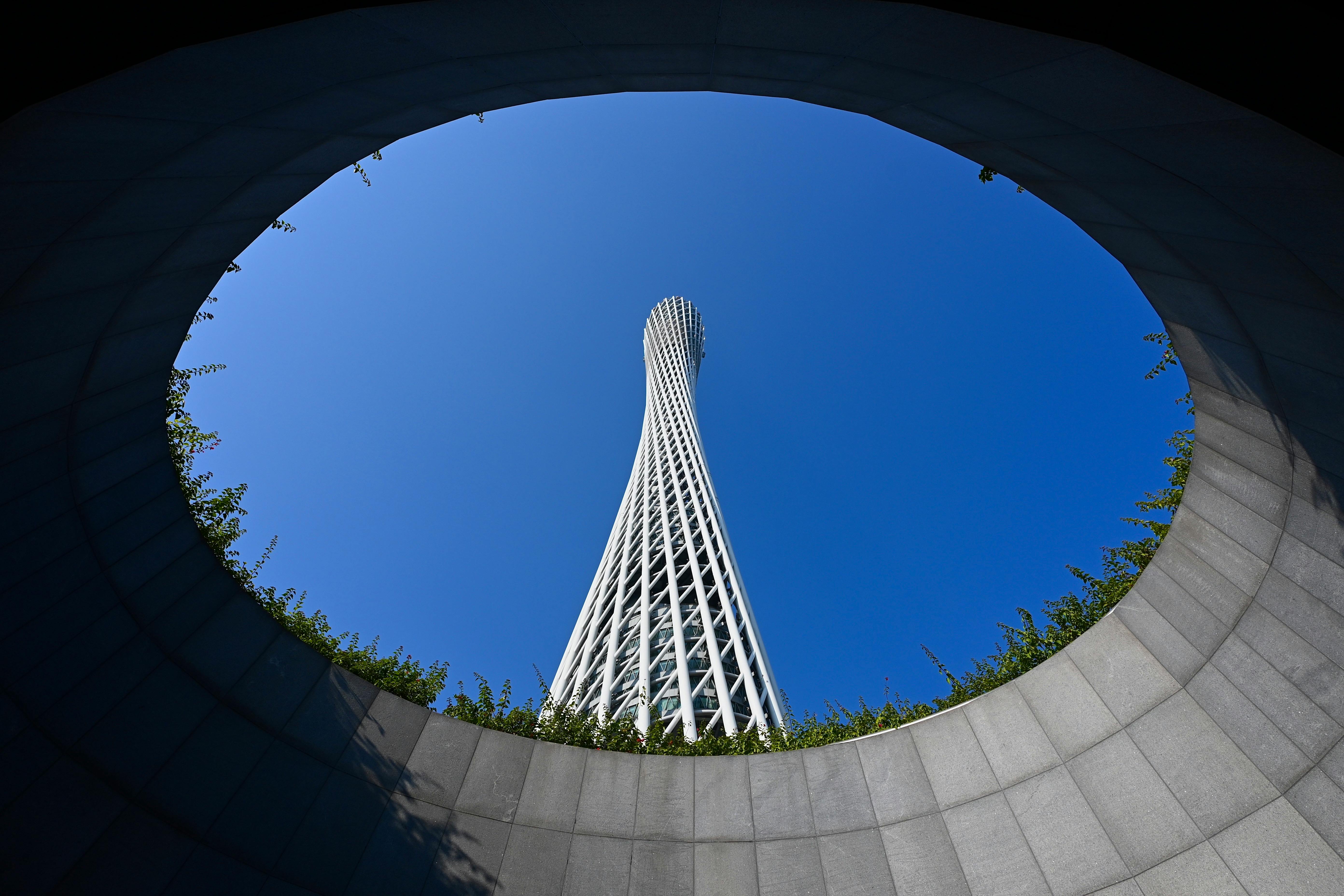 Canton Tower – Guangzhou’s Iconic Landmark and Top Attraction